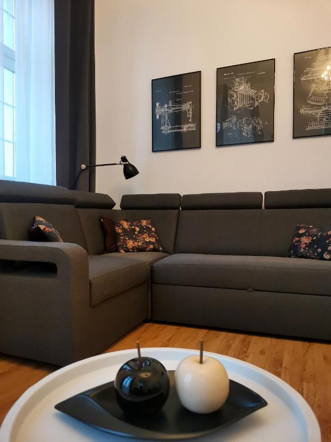 Apartament Na Rynku W Gnieznie Gniezno Extérieur photo